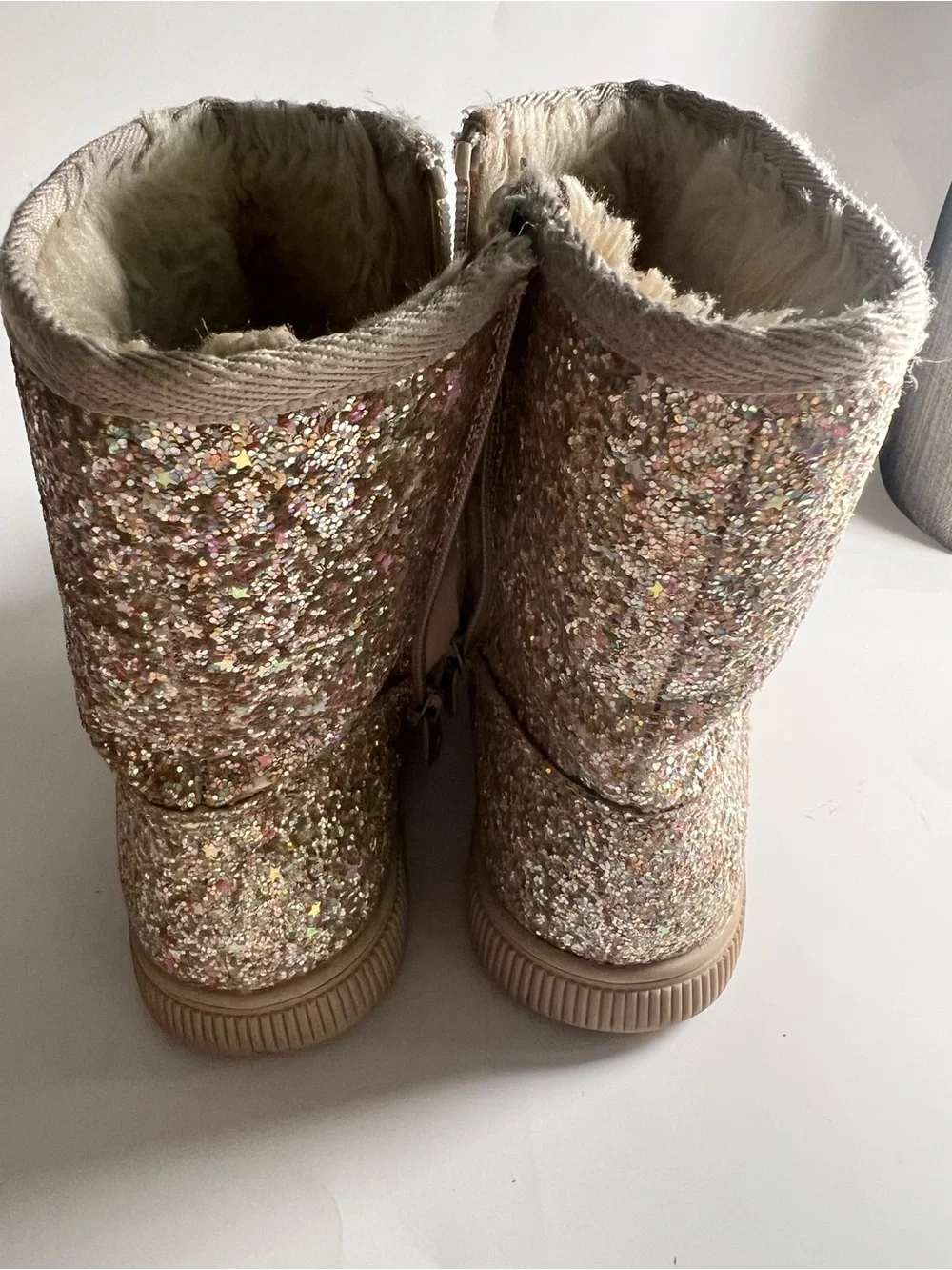 Cat & Jack Glitter Faux Fur Lined Kid’s Boots Size 3